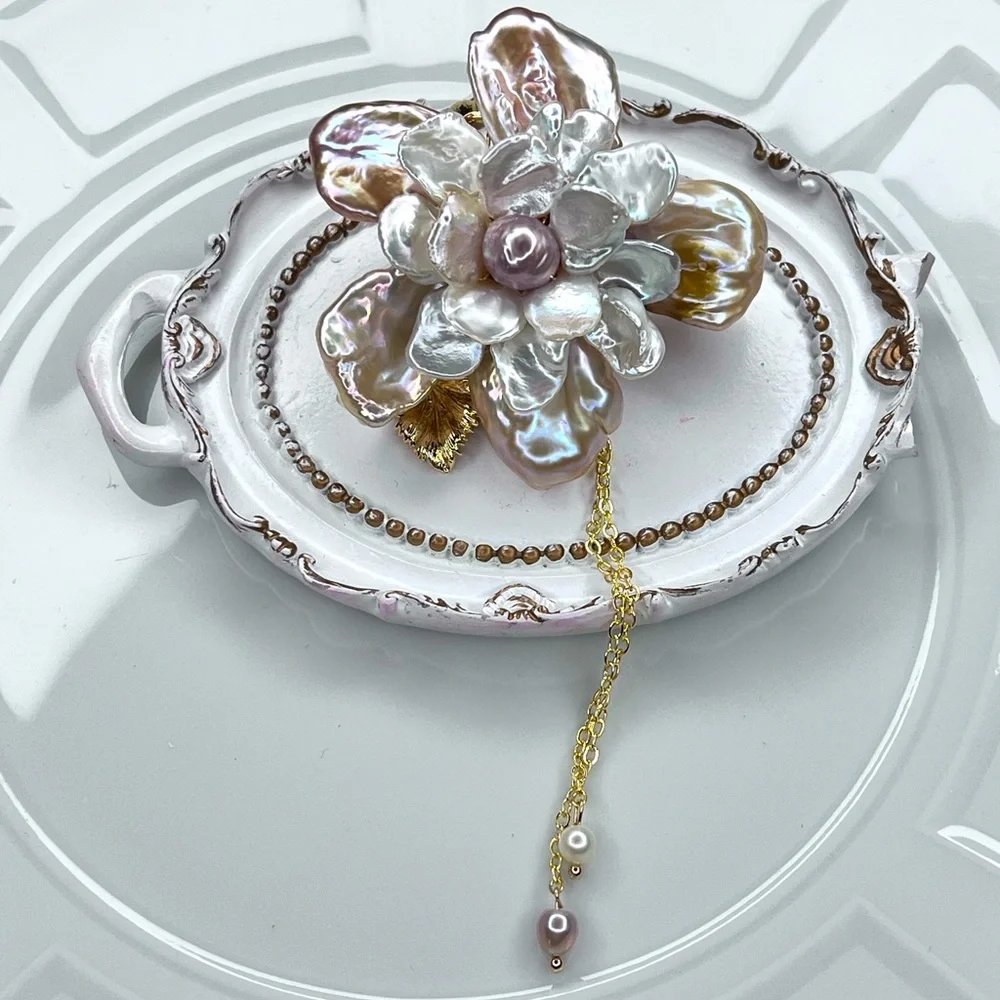 🌸60mm Handmade Premium Huge Multi Layers Freshwater Keshi Pearl Flower 🌺 Brooch - Picture 4 of 5